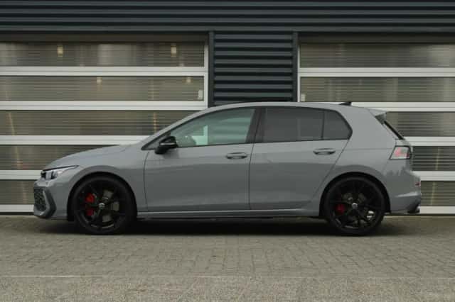 Volkswagen Golf (2025) thumbnail 11