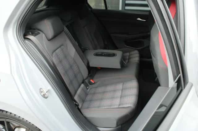 Volkswagen Golf (2025) thumbnail 15