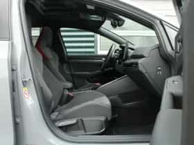 Volkswagen Golf (2025) thumbnail 34