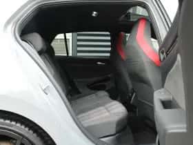 Volkswagen Golf (2025) thumbnail 35