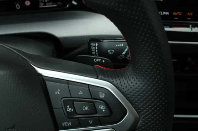 Volkswagen Golf (2025) thumbnail 42