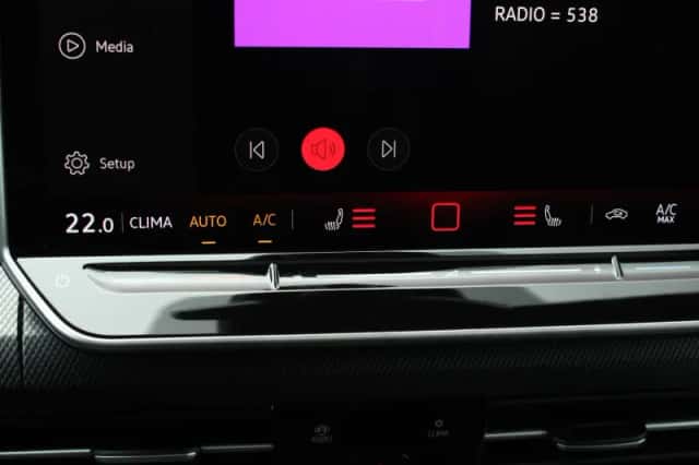 Volkswagen Golf (2025) thumbnail 46