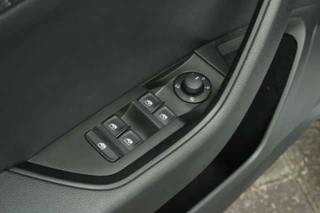 Škoda Superb (2019) thumbnail 34