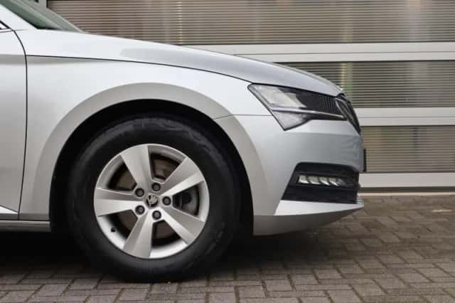 Škoda Superb (2023) thumbnail 35