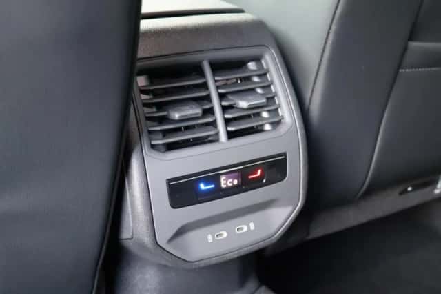 SEAT Leon Sportstourer (2026) thumbnail 32