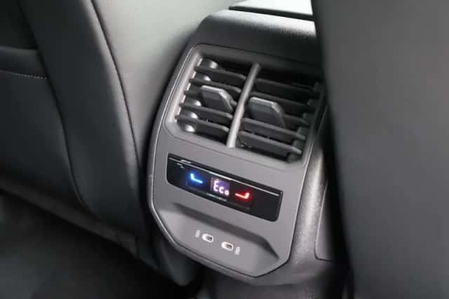 SEAT Leon Sportstourer (2026) thumbnail 23