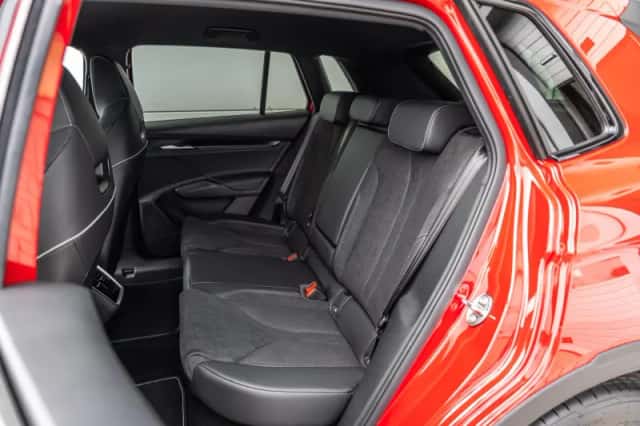 Škoda Elroq (2025) thumbnail 16