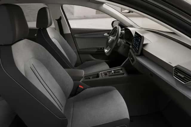 SEAT Leon Sportstourer (2026) thumbnail 4