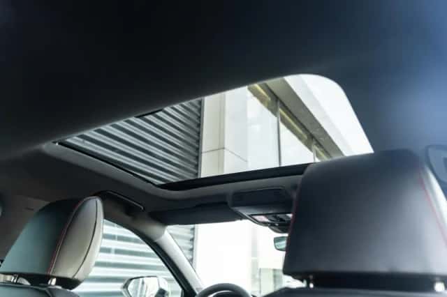 SEAT Leon (2026) thumbnail 14