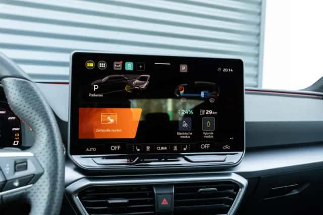 SEAT Leon (2026) thumbnail 28