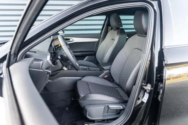 SEAT Leon (2026) thumbnail 4