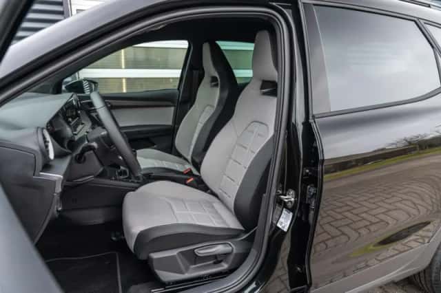SEAT Arona (2026) thumbnail 4