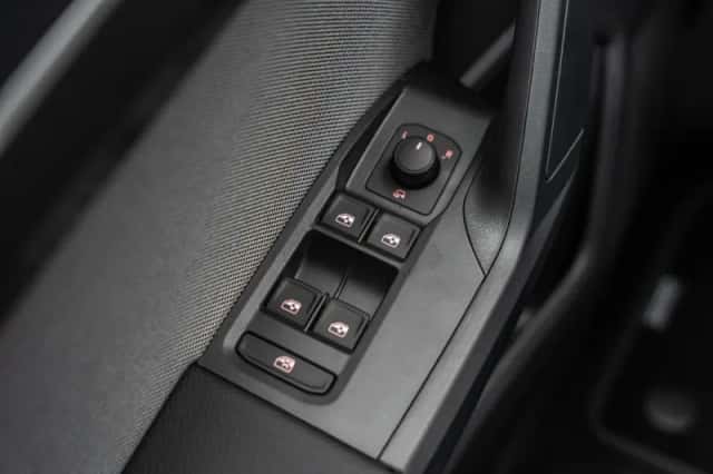SEAT Arona (2026) thumbnail 40