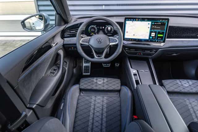 Volkswagen Passat (2026) thumbnail 24