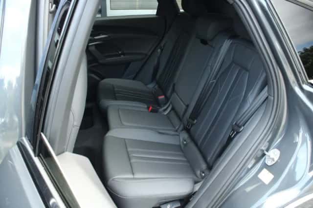 Audi Q5 (2026) thumbnail 6
