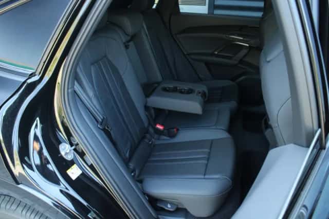 Audi Q5 (2026) thumbnail 36