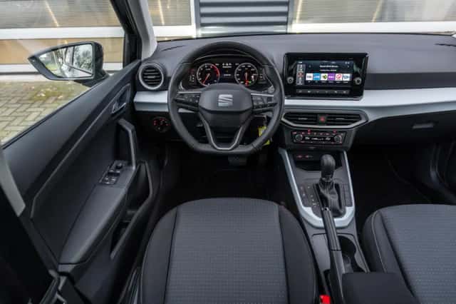 SEAT Arona (2025) thumbnail 18