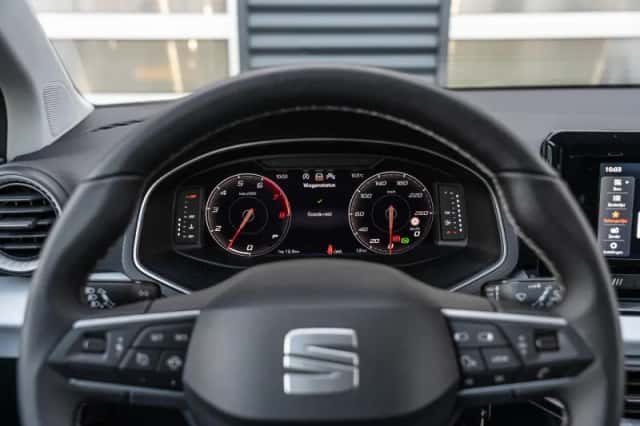 SEAT Arona (2025) thumbnail 19