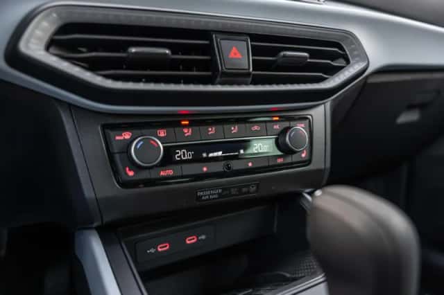 SEAT Arona (2025) thumbnail 27