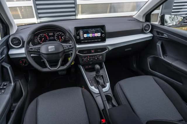 SEAT Arona (2025) thumbnail 36