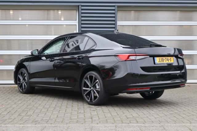 Škoda Superb (2025) thumbnail 11