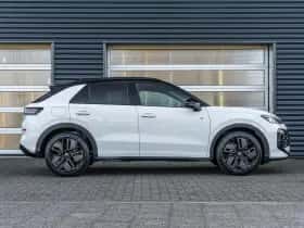 Volkswagen T-Roc (2026) thumbnail 3