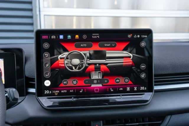 Volkswagen T-Roc (2026) thumbnail 51