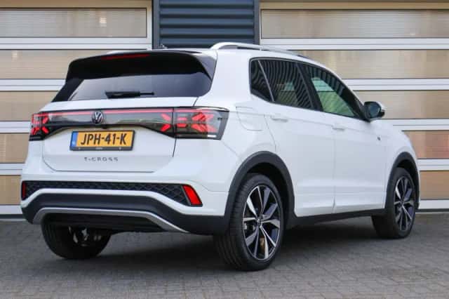 Volkswagen T-Cross (2025) thumbnail 2
