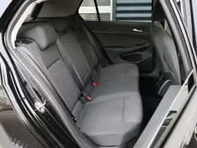 Volkswagen Golf (2025) thumbnail 22