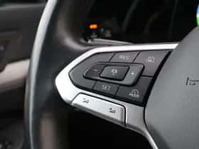 Volkswagen Golf (2025) thumbnail 32