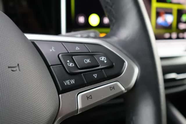 Volkswagen Golf (2025) thumbnail 35