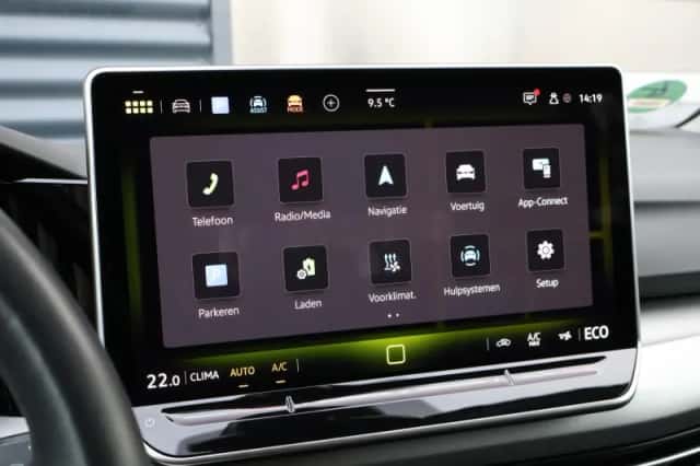 Volkswagen Golf (2025) thumbnail 43