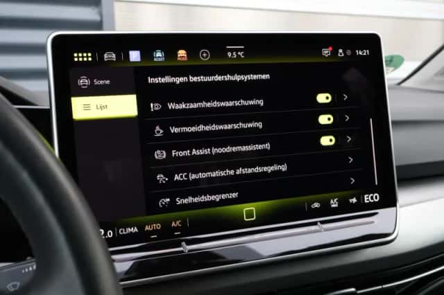 Volkswagen Golf (2025) thumbnail 54