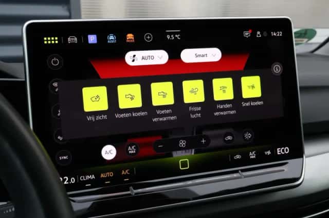 Volkswagen Golf (2025) thumbnail 61