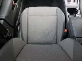 Volkswagen Golf (2025) thumbnail 65