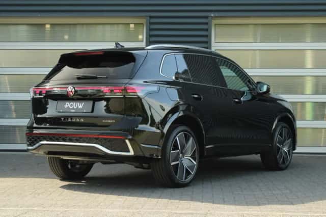 Volkswagen Tiguan (2026) thumbnail 2