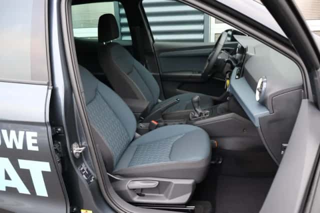 SEAT Arona (2026) thumbnail 12