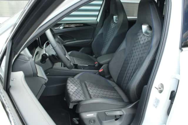Volkswagen Tiguan (2026) thumbnail 4