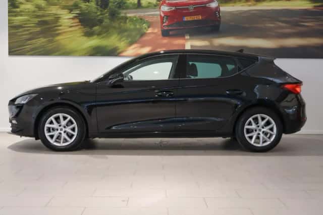 SEAT Leon (2023) thumbnail 11