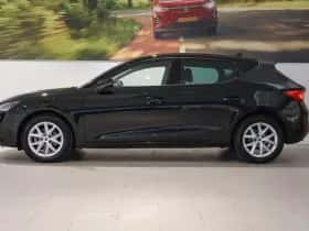 SEAT Leon (2023) thumbnail 11