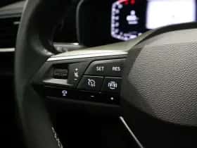 SEAT Leon (2023) thumbnail 20