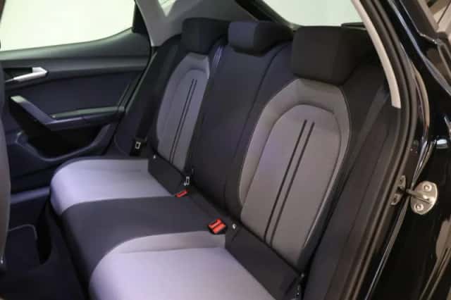 SEAT Leon (2023) thumbnail 30