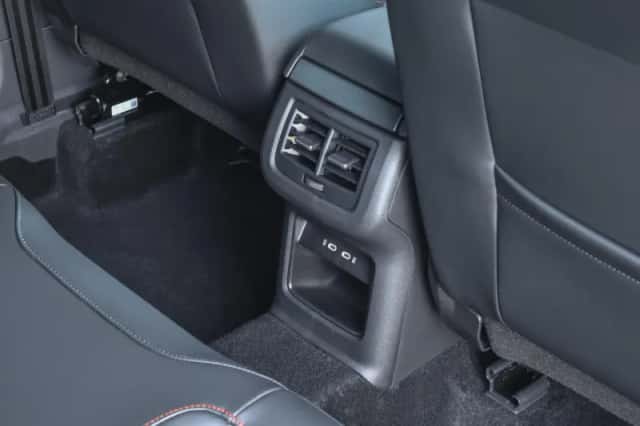 SEAT Ateca (2025) thumbnail 25