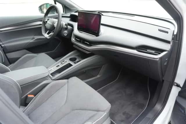 Škoda Enyaq (2025) thumbnail 5
