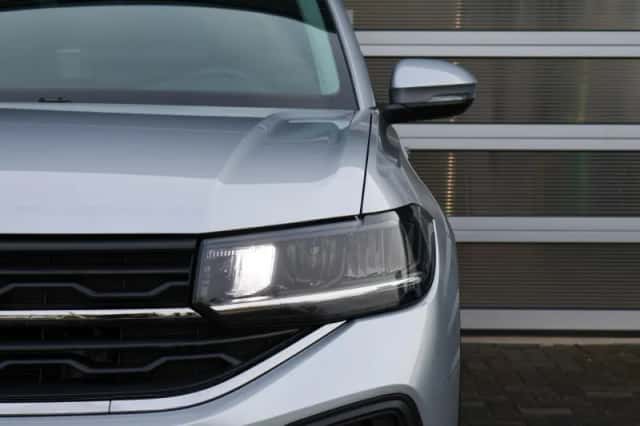 Volkswagen T-Cross (2025) thumbnail 8