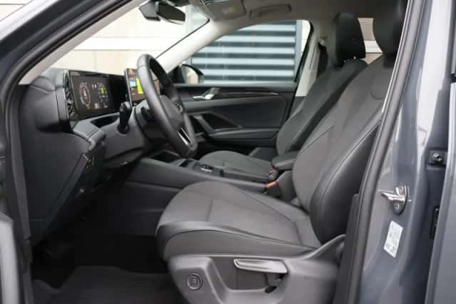 Volkswagen Tiguan (2025) thumbnail 20