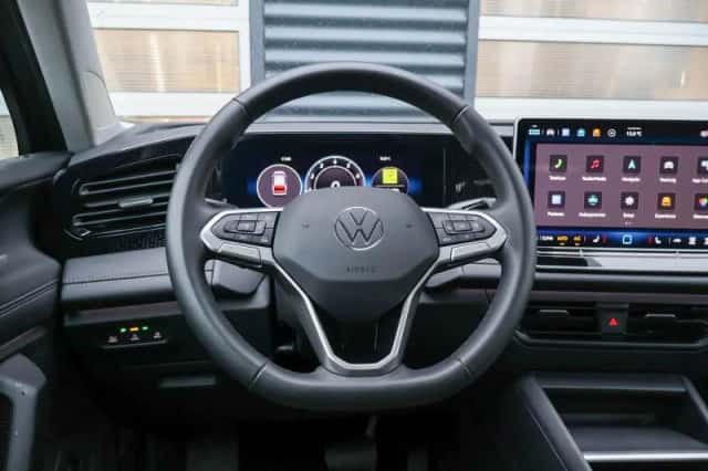 Volkswagen Tiguan (2025) thumbnail 21