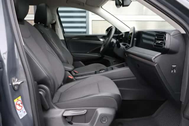 Volkswagen Tiguan (2025) thumbnail 38