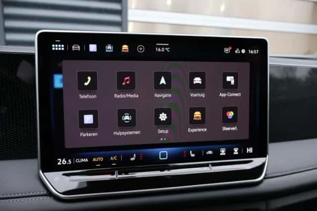 Volkswagen Tiguan (2025) thumbnail 55