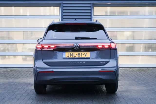Volkswagen Tiguan (2025) thumbnail 10